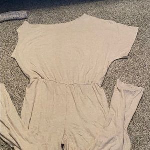 Ingrid off the shoulder jumper